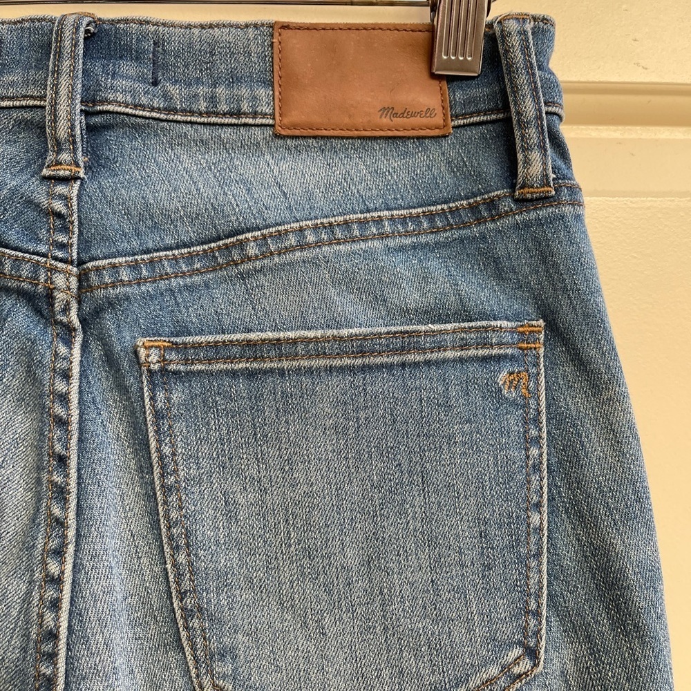 Madewell 10” High Rise Skinny Jeans • Raw Hem - Picture 6 of 9